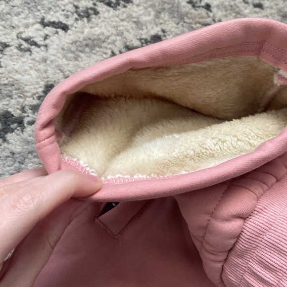 pink fluffy sweatpants - Picture 3 of 4